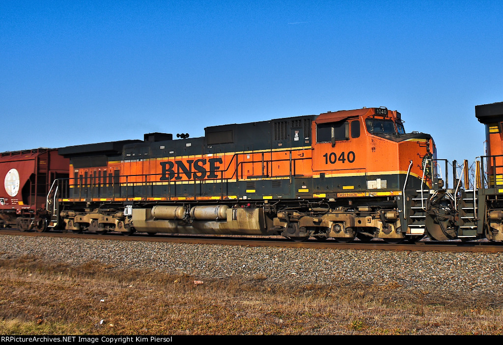 BNSF 1040